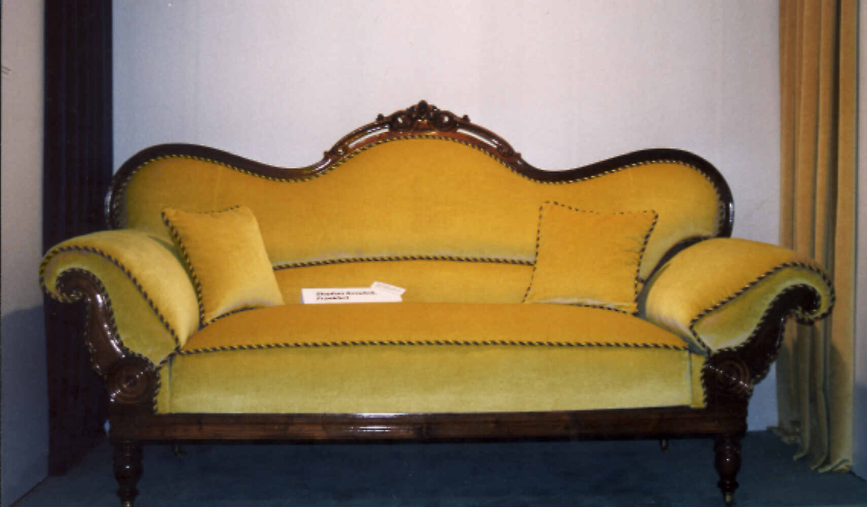Sofa nach der Restauration